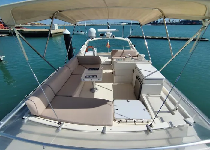 Hotel en barco Captain Cangrejo Yacht